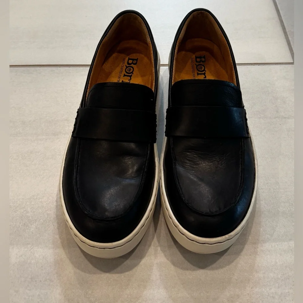 Born Marnie Women’s Slip-On Sneaker, Black, size 7.5